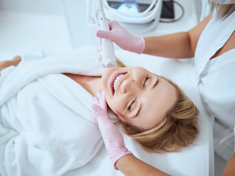 How Long Do the Results of Microneedling Last?